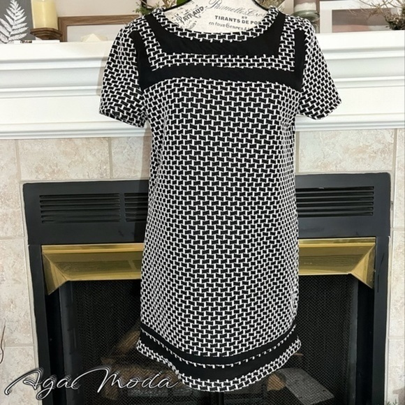 9-H15 for Anthropologie Longer Top or Mini Dress in black and white - Picture 1 of 10
